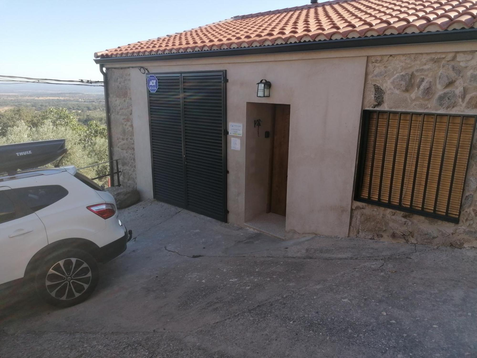 La Casa De Abajo Villa Arroyomolinos de la Vera Exterior photo