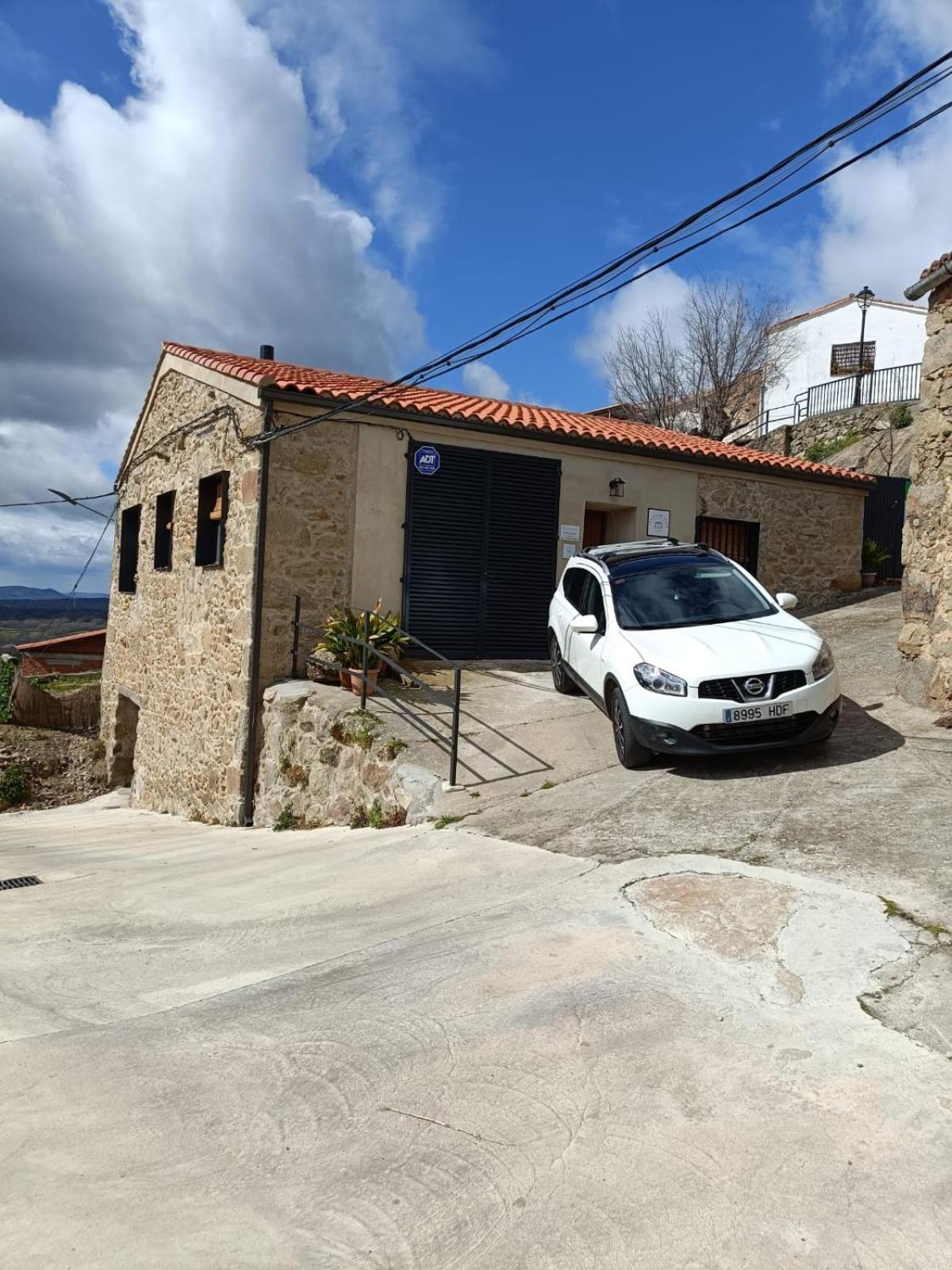 La Casa De Abajo Villa Arroyomolinos de la Vera Exterior photo